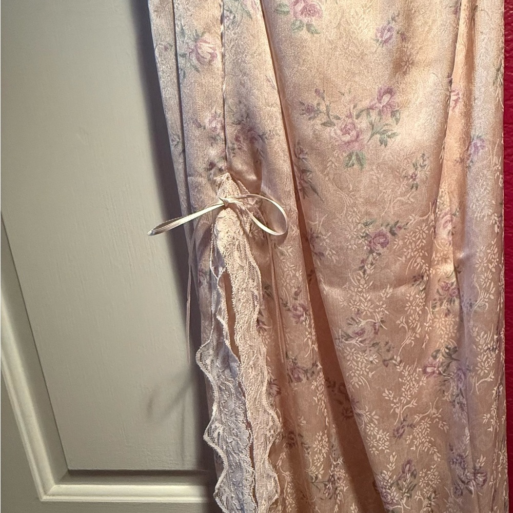 Francesca's Collections Light Pink Jacquard  Silky Maxi Slip